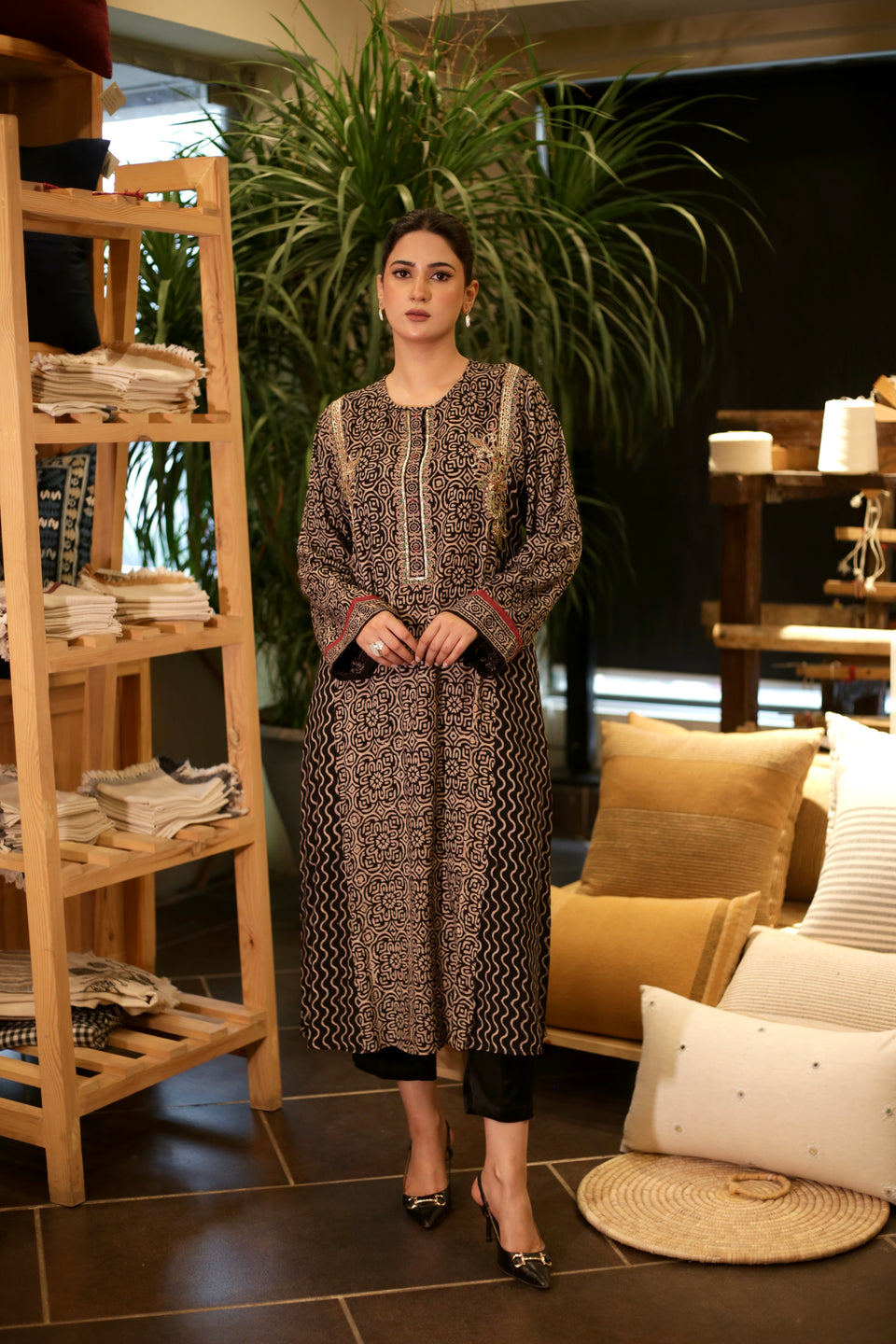 Tassel Ajrak
