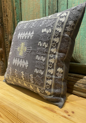 Kilim Collection. The Horn