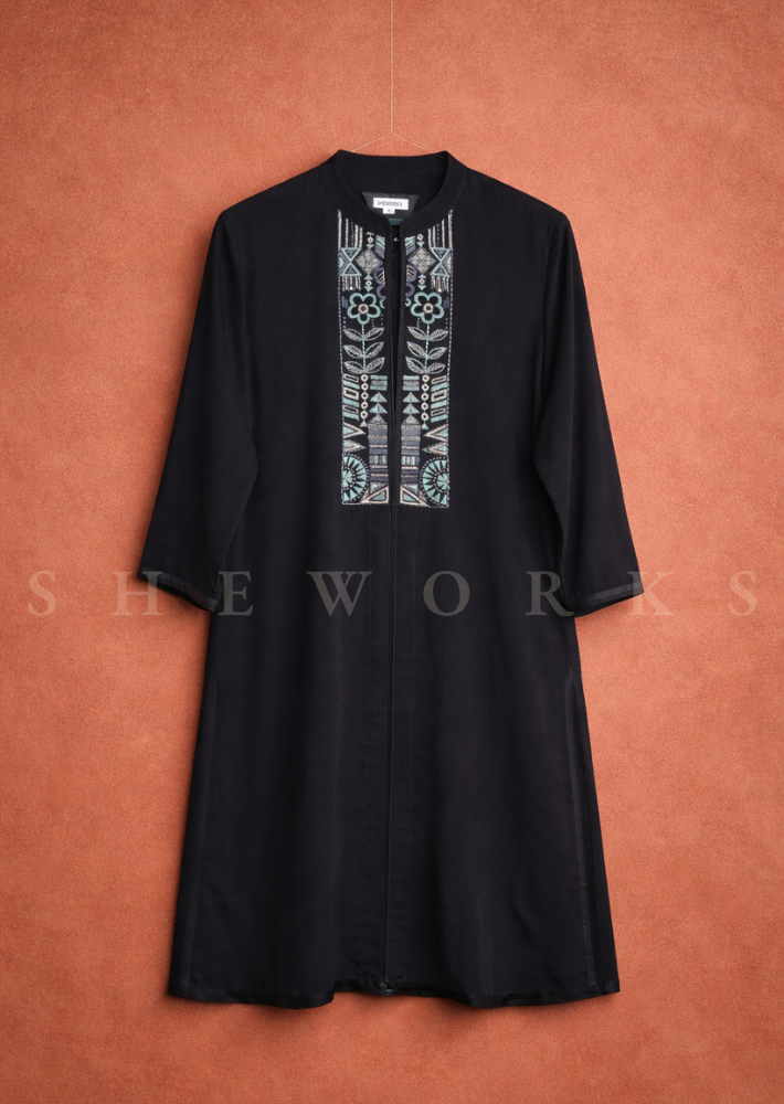 Nora navy