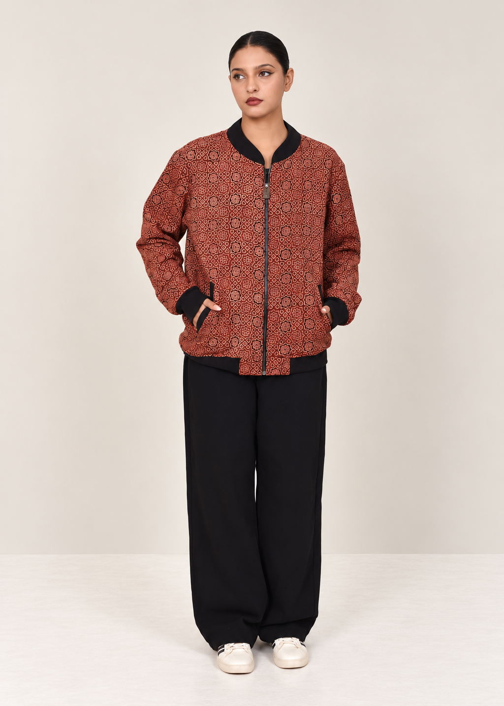 Rekh Bumber Geometric